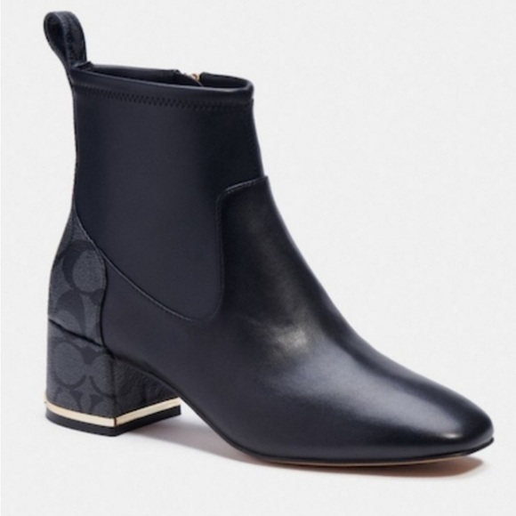 NWB Coach Nala Signature Black Leather Ankle Booties size 6.5 - Picture 1 of 14